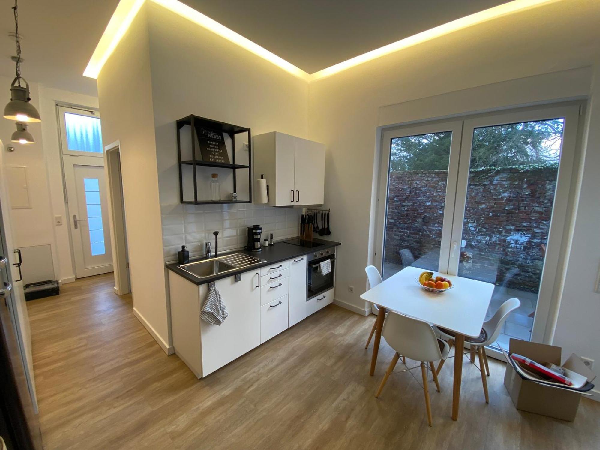 Schoene, Moderne Wohnung Mit Grosszuegiger Terasse Essen Buitenkant foto