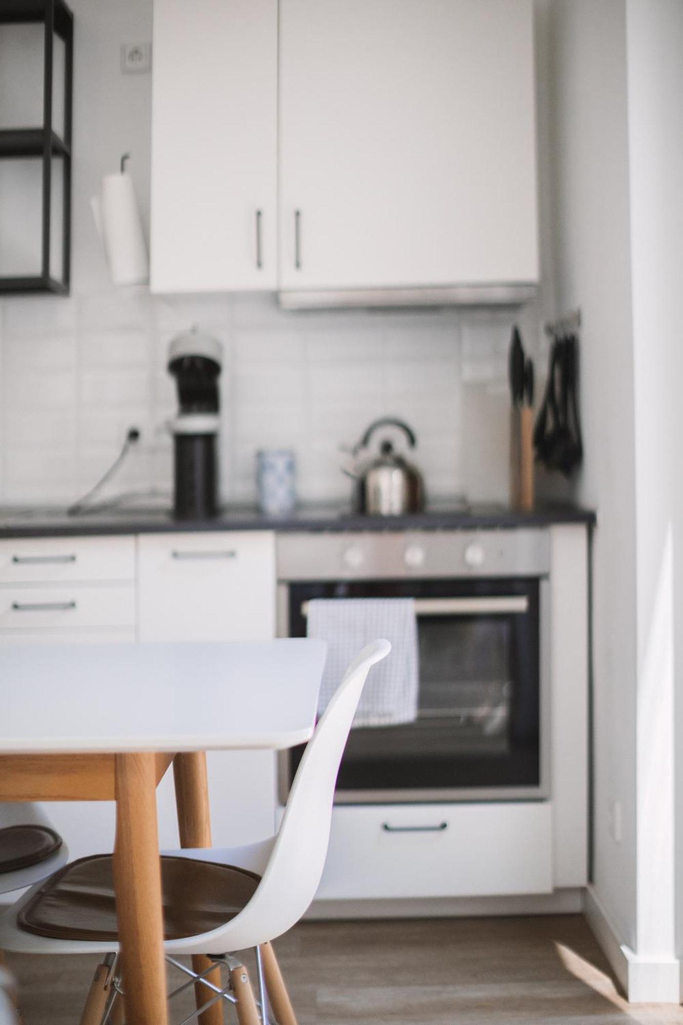 Schoene, Moderne Wohnung Mit Grosszuegiger Terasse Essen Buitenkant foto