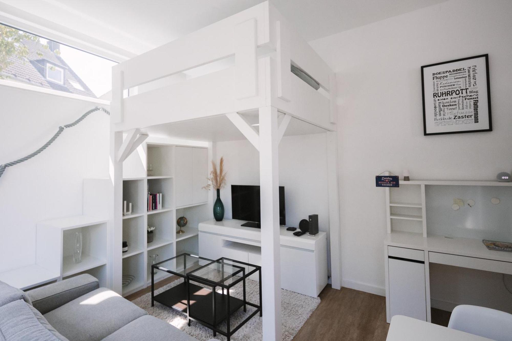 Schoene, Moderne Wohnung Mit Grosszuegiger Terasse Essen Buitenkant foto