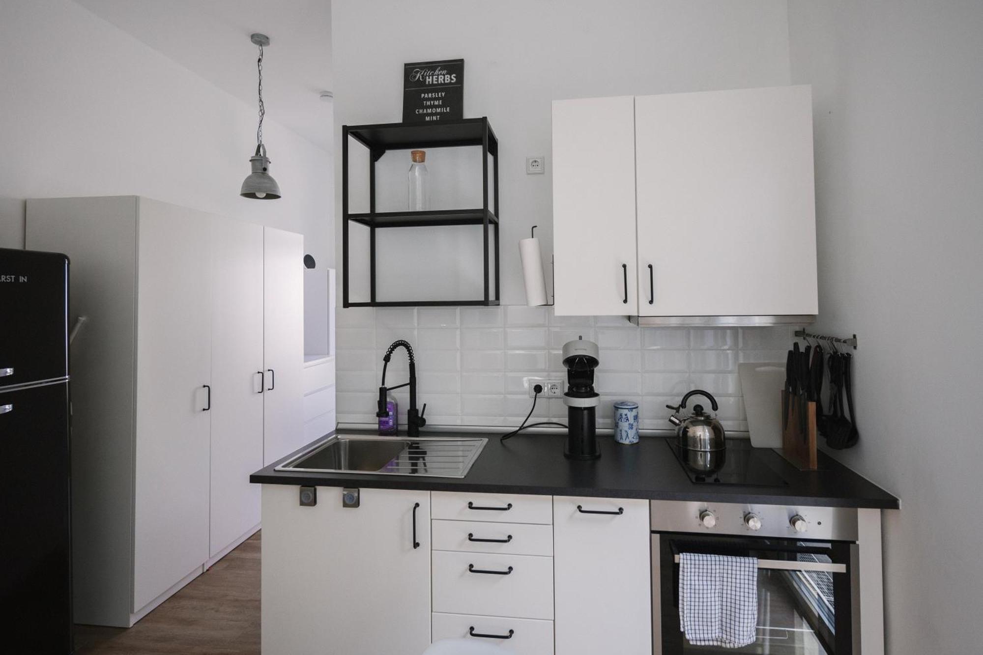 Schoene, Moderne Wohnung Mit Grosszuegiger Terasse Essen Buitenkant foto